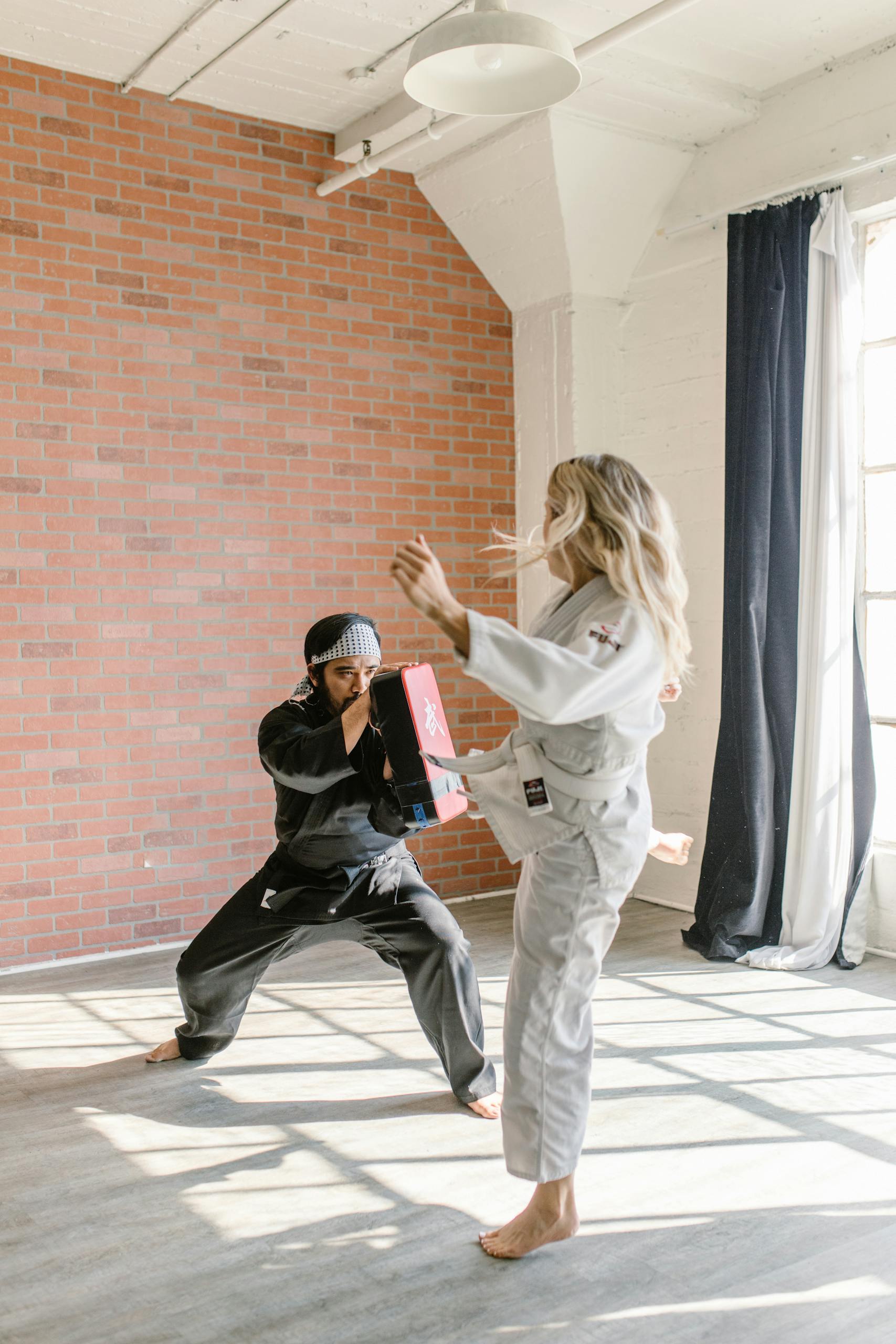 free-stock-photo-of-action-shot-adult-aikido-7045736-scaled